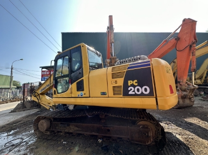 Pc200-8N1 