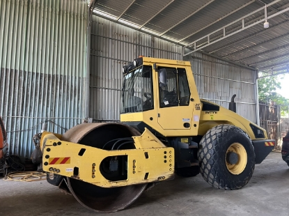Bomag 213D