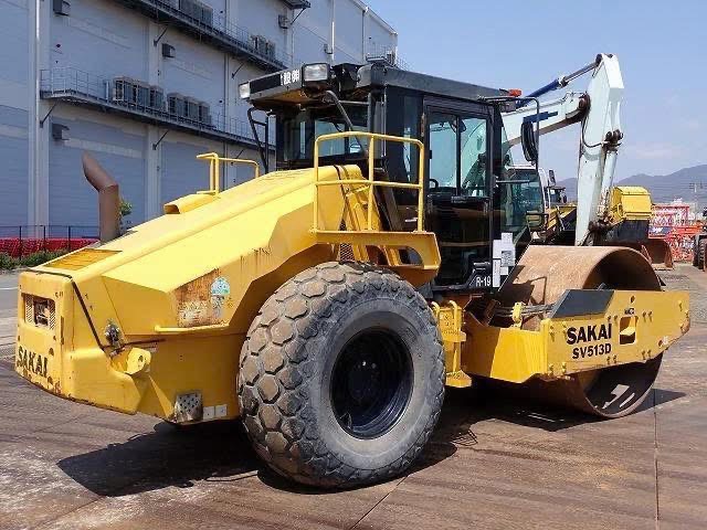 Xe lu rung Sakai SV513
