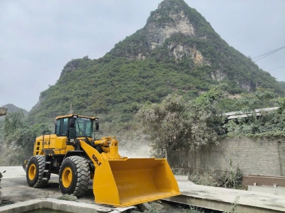 Máy xúc lật SDLG