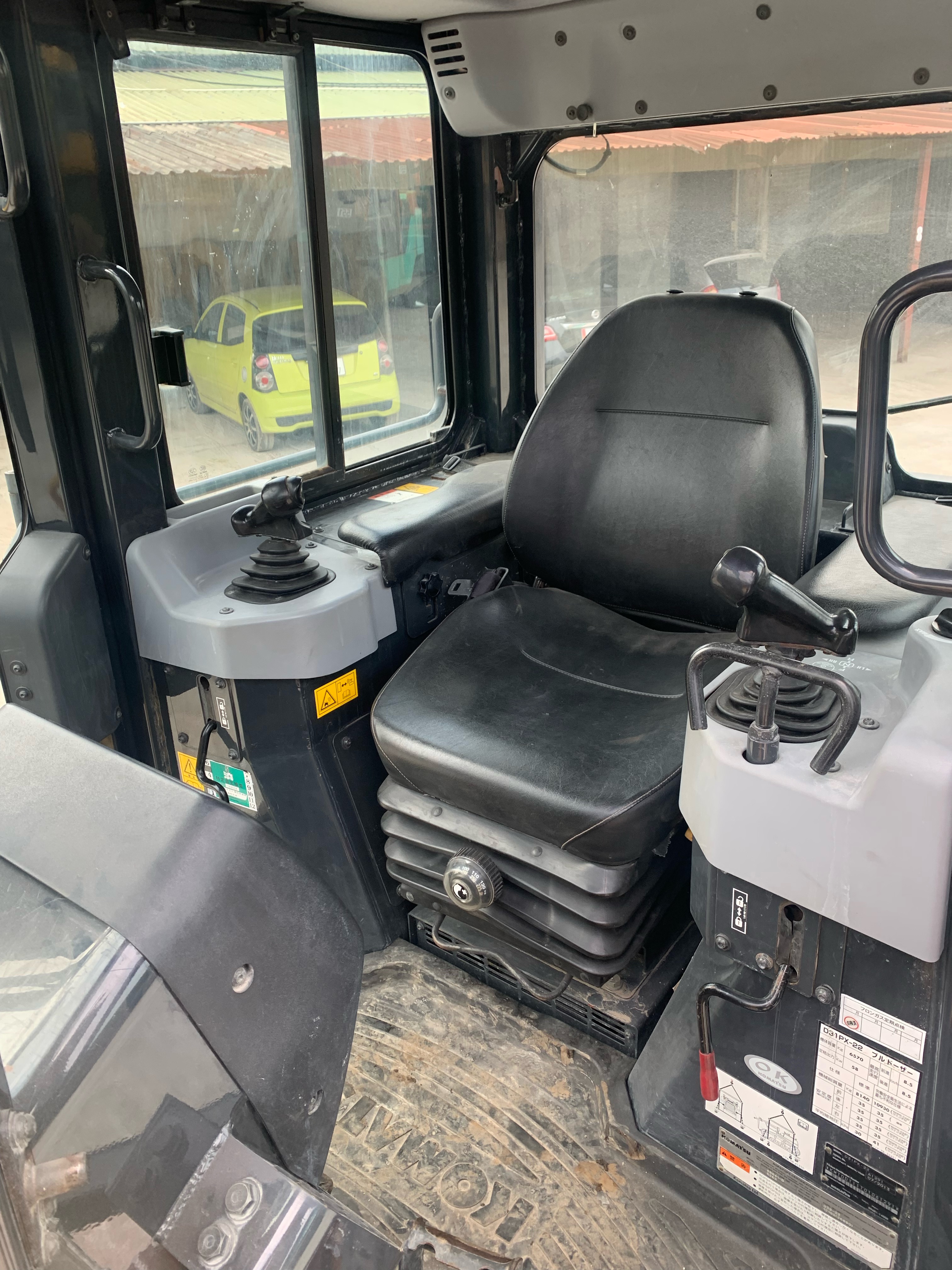 Máy Ủi D31PX-22