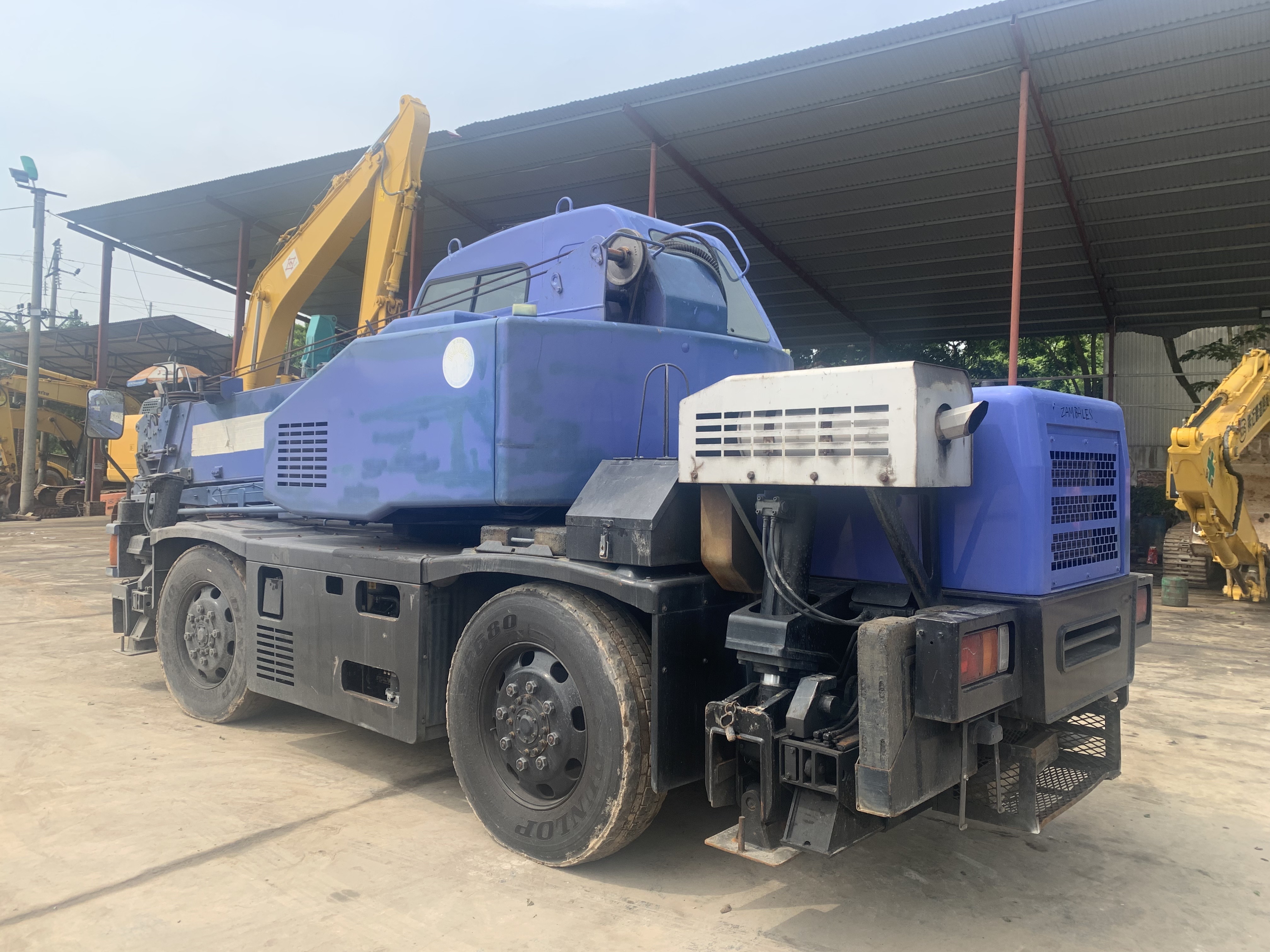 Cẩu tự hành TADANO