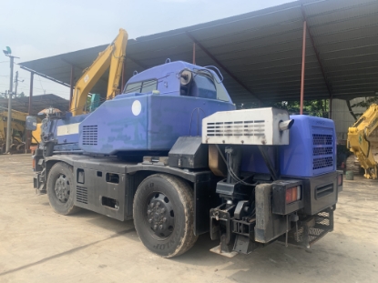 Cẩu tự hành TADANO