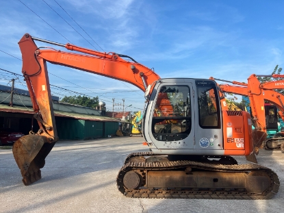 Hitachi ex135