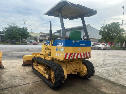 Máy ủi bánh xích D21-7